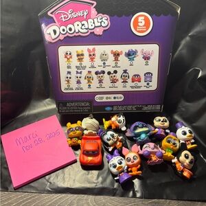 Disney Doorables Halloween Surprise Pack 13 Figures
